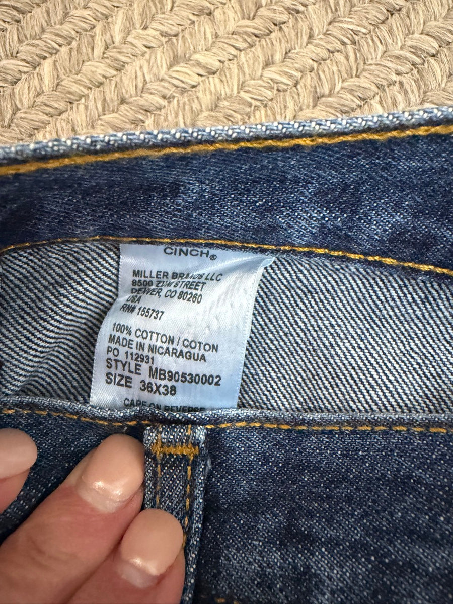 36 x 38 CINCH Mens Green Label Blue Jeans     MN1114