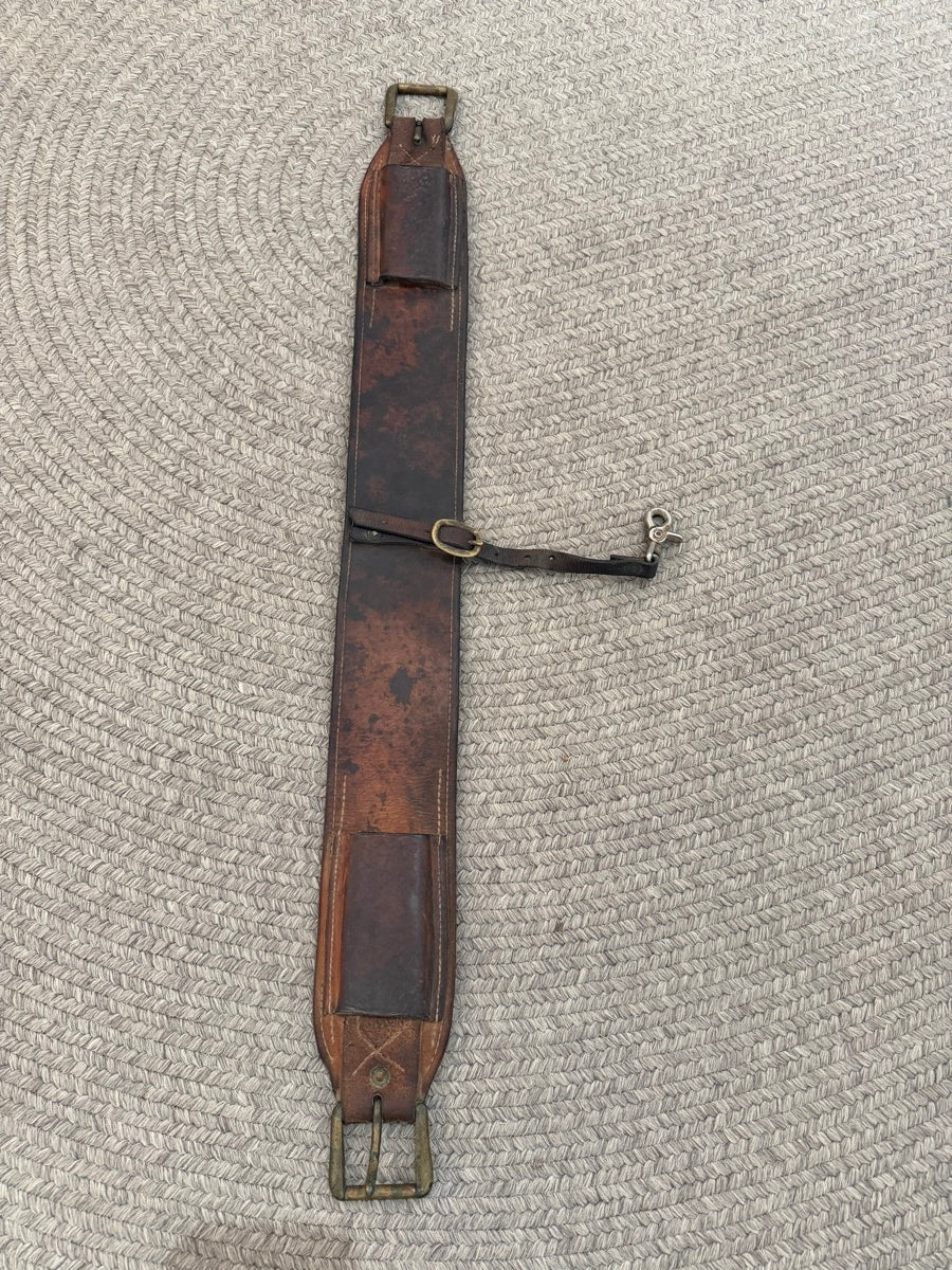 3.5 inch Leather Straight Back Cinch Flank Cinch      CN1172