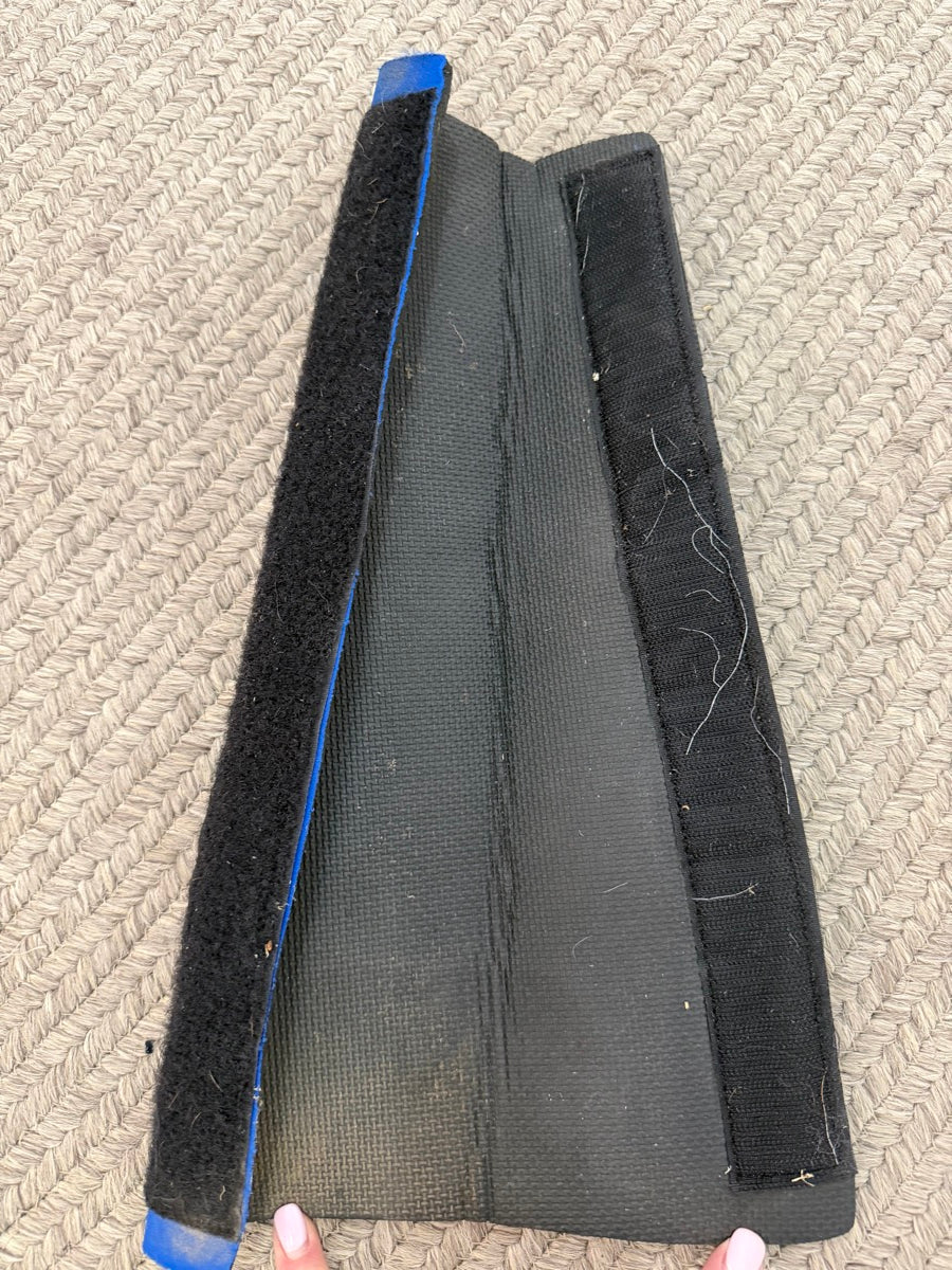 Blue Neoprene Tail Wrap      TB1114