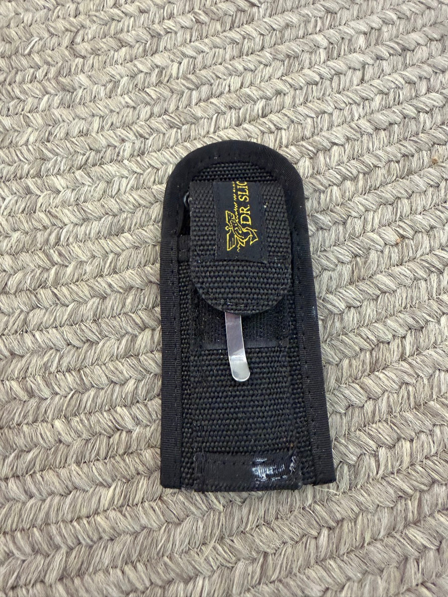 Pocket Knife and Heavy Duty Nylon Sheath     AC1115