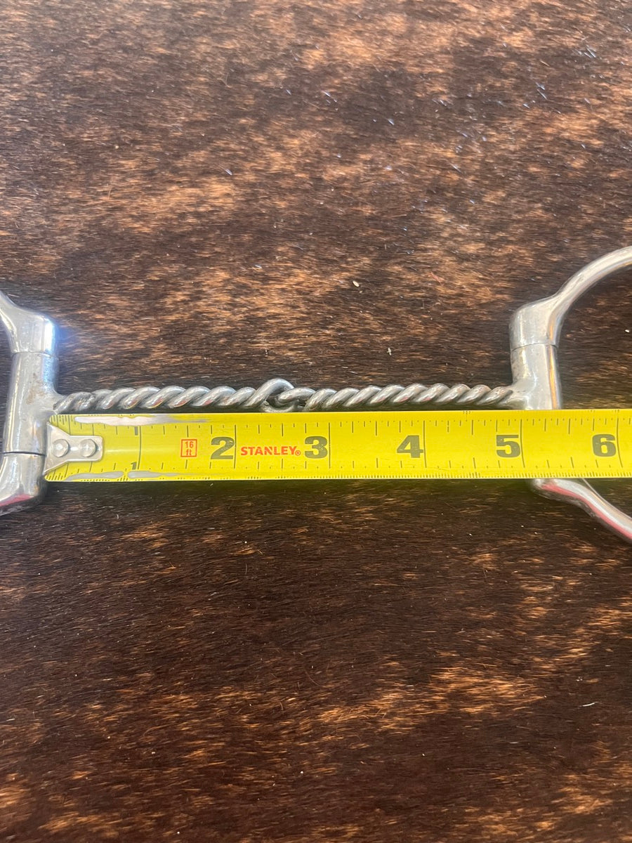 D Ring Twisted Wire Snaffle Bit     B1152