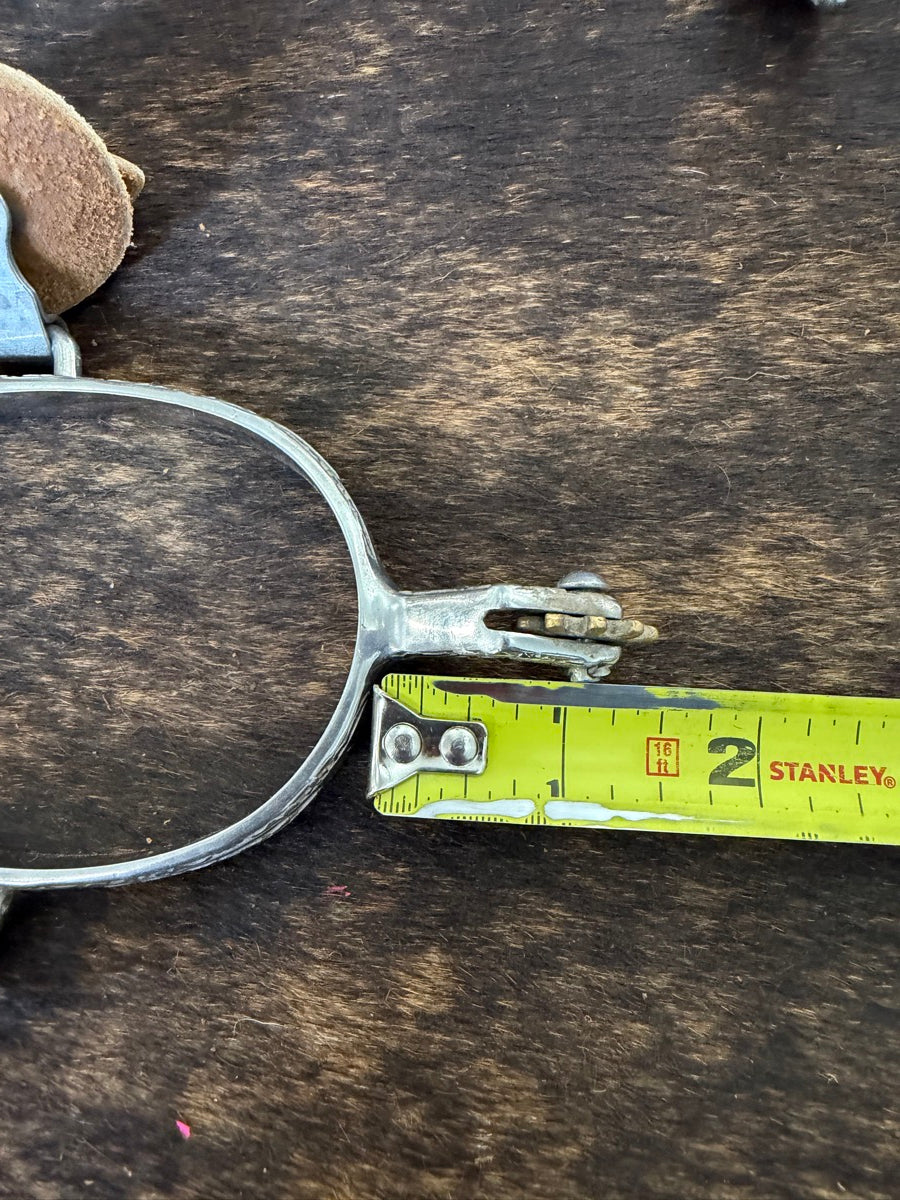Ladies Youth Roping Spurs with Engraved Band with Leather Spur Straps    SPR1144