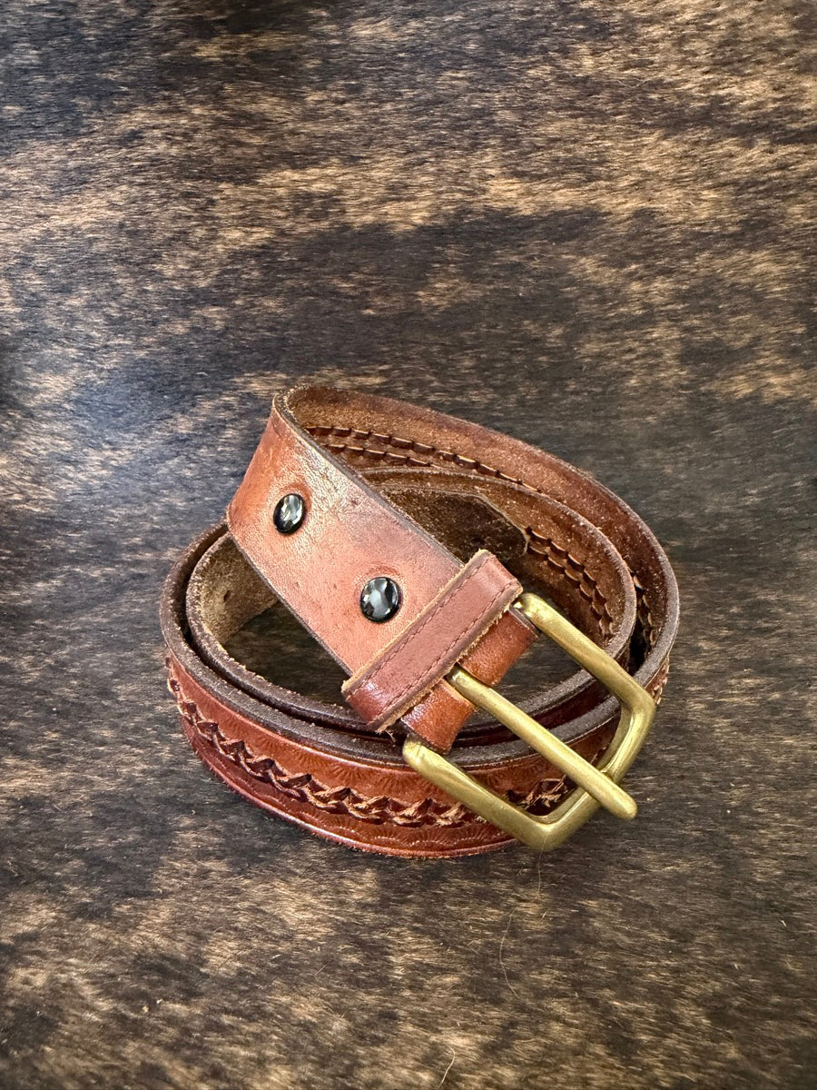 40 in. Western Leather Belt with Braided Accent and Brass Buckle    AC1117