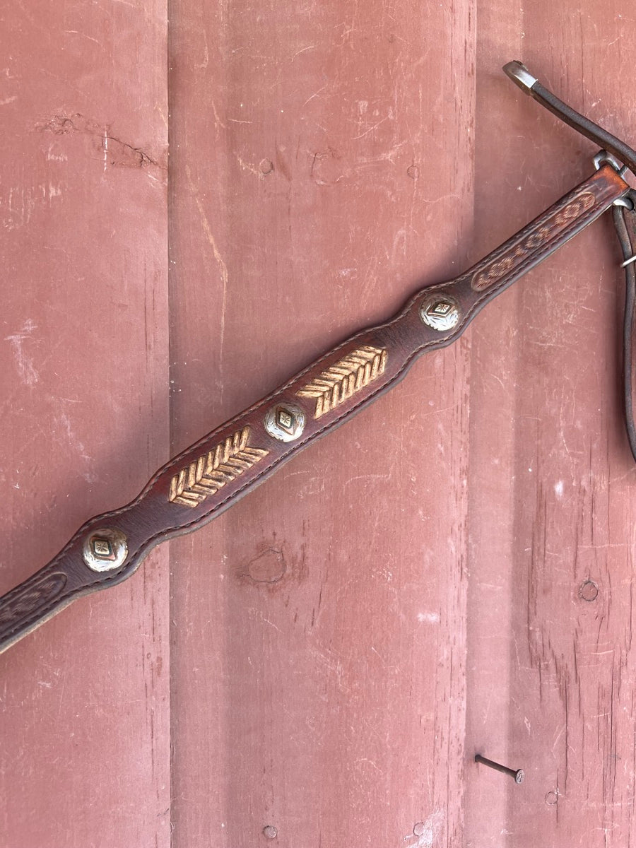 Western Scalloped Rawhide Breast Collar with Silver Plated Conchos and Buckles      BCL1116