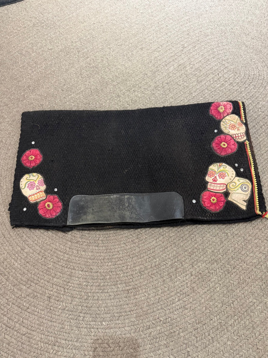 30" Black Sugar Skull Saddle Blanket       SP1161
