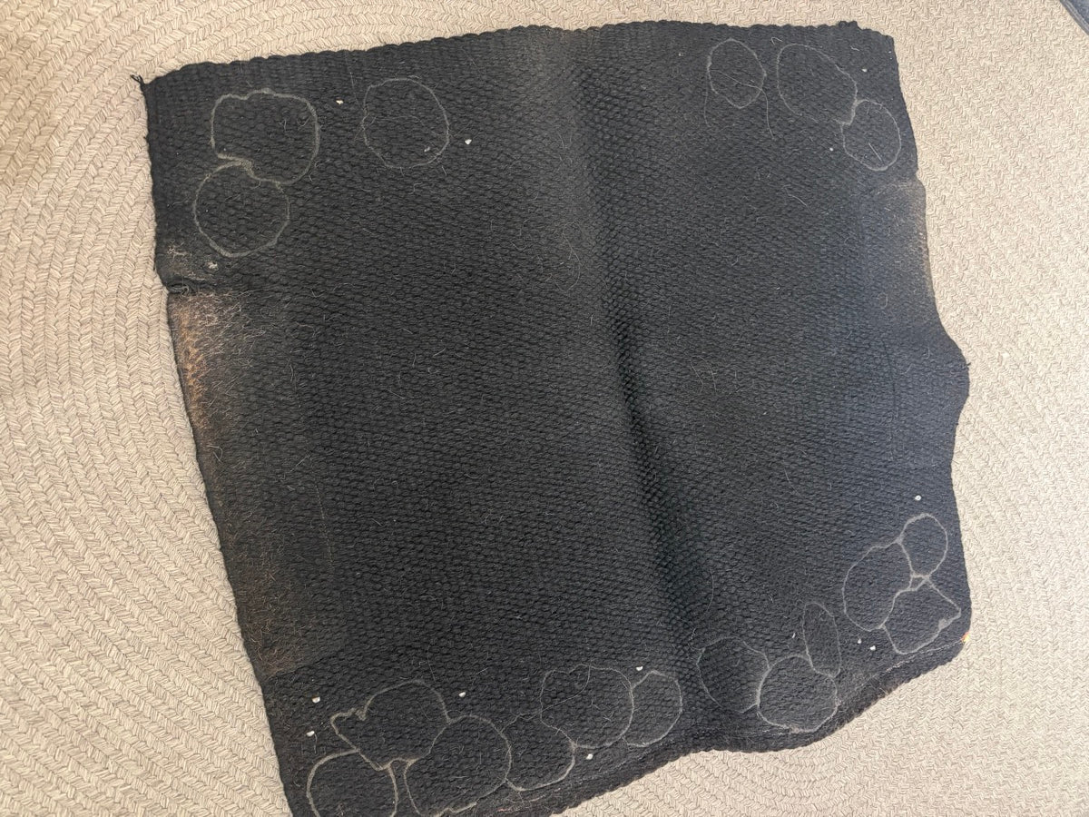 30" Black Sugar Skull Saddle Blanket       SP1161