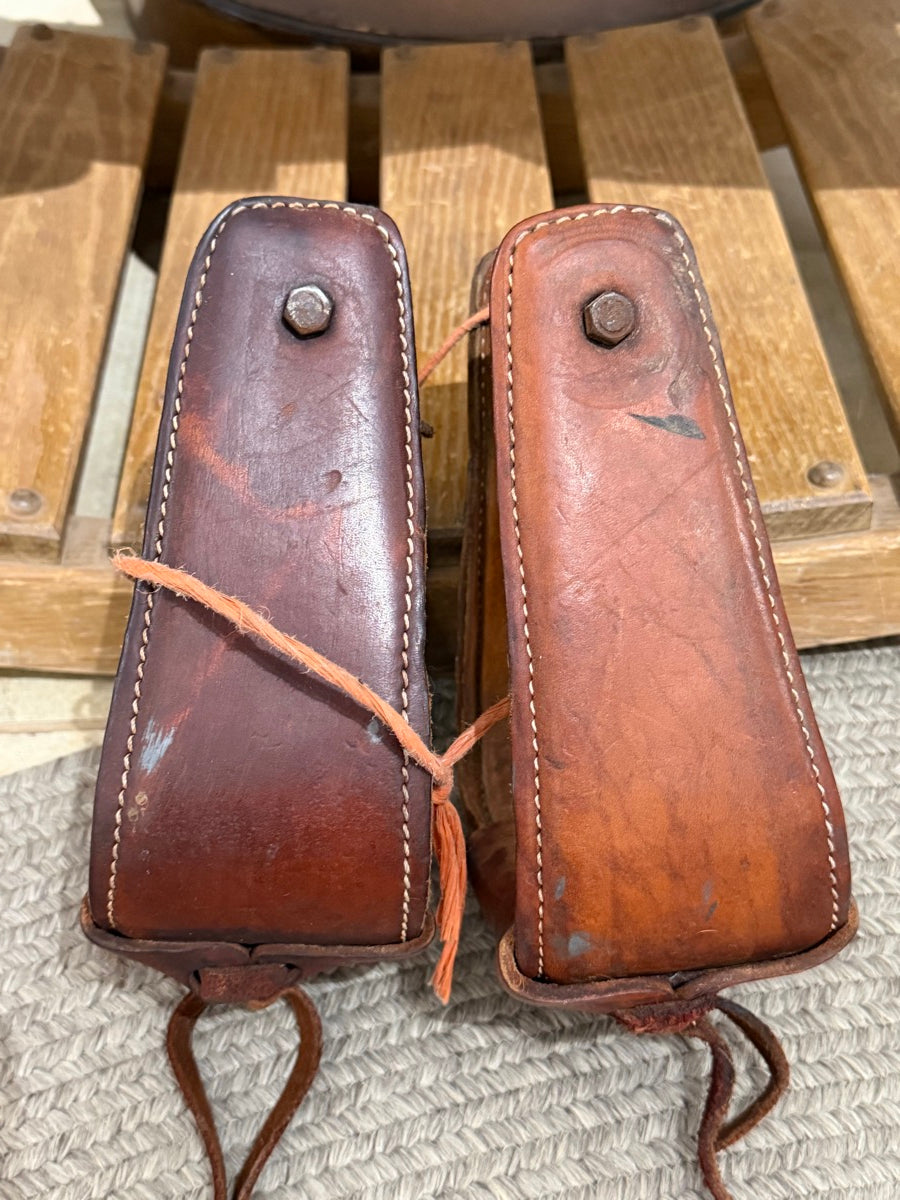 3.5 inch Tooled Leather Roper Stirrups       STR1127
