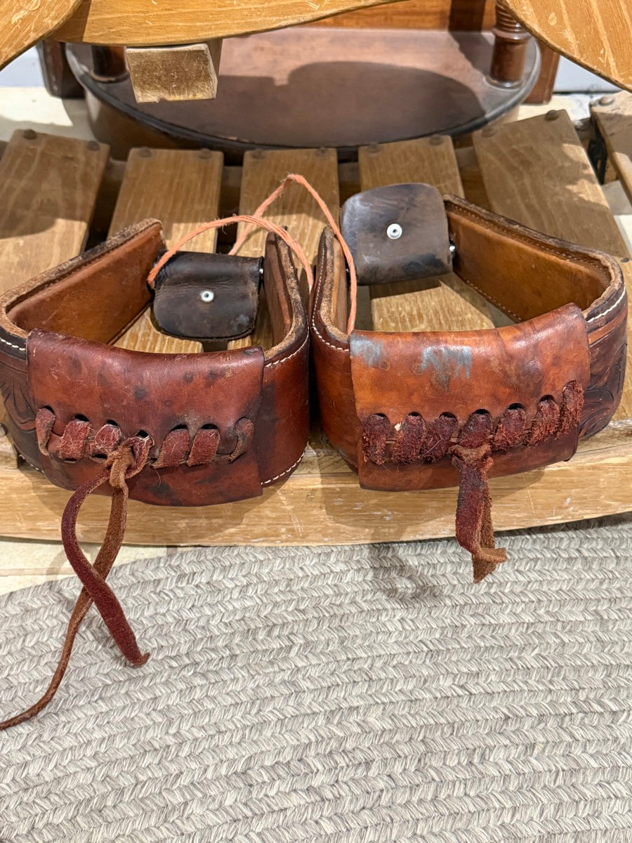 3.5 inch Tooled Leather Roper Stirrups       STR1127