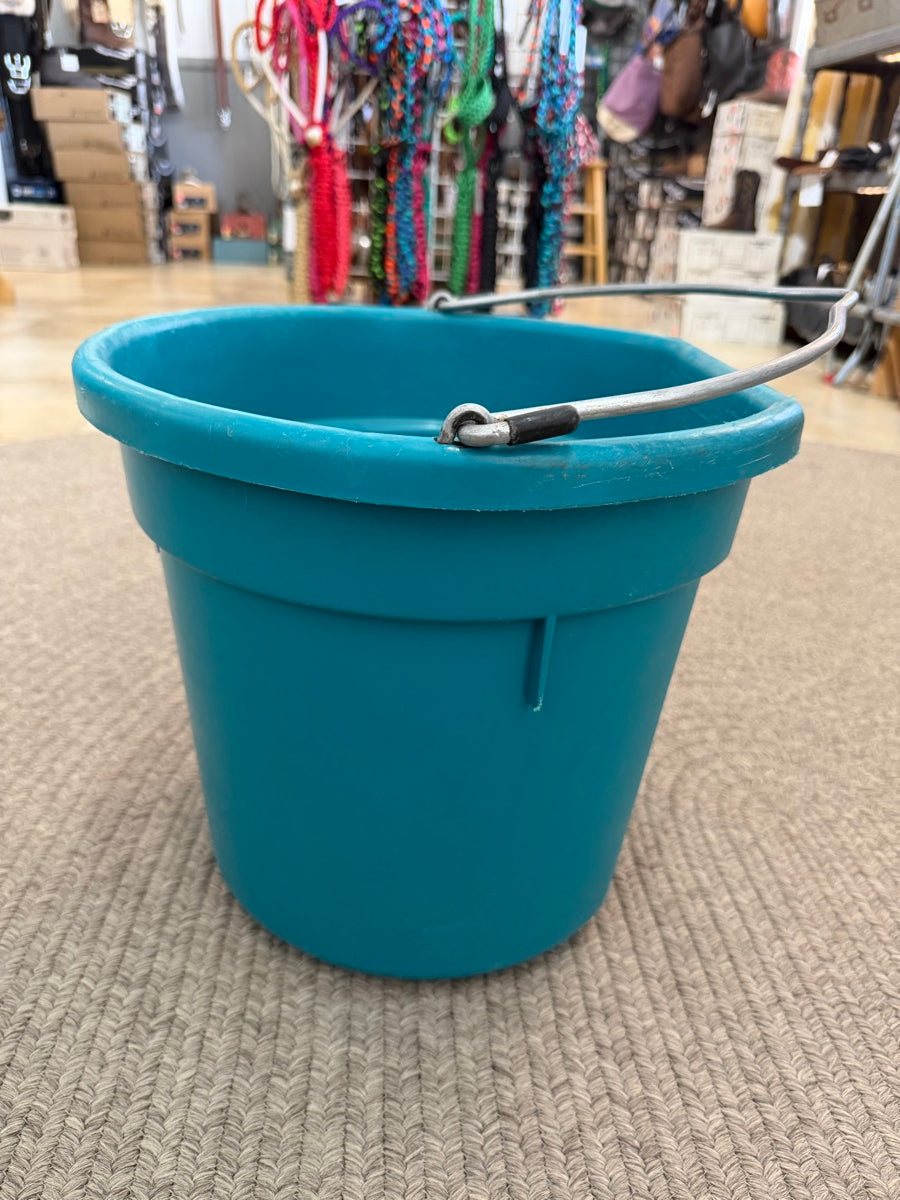 Teal Little Giant 20 Qt Flat Back Bucket     GR1123