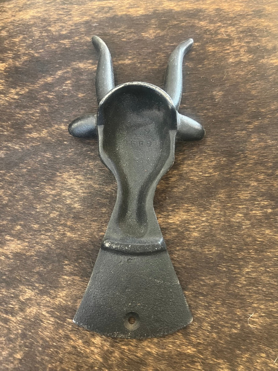 Cast Iron Bull Steer Head Boot Jack    HD1112