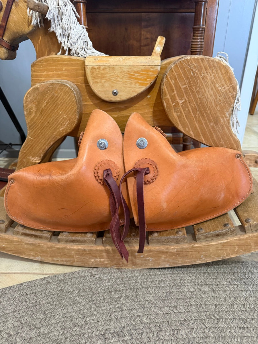 Leather Tapaderos Stirrups       STR1130