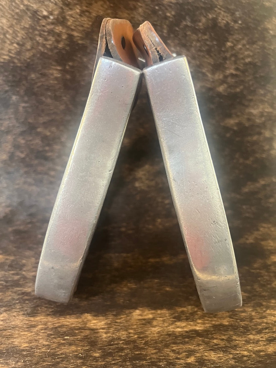 1 in Visalia Style Engraved Aluminum Western Horse Stirrups with Leather Tread     STR1112