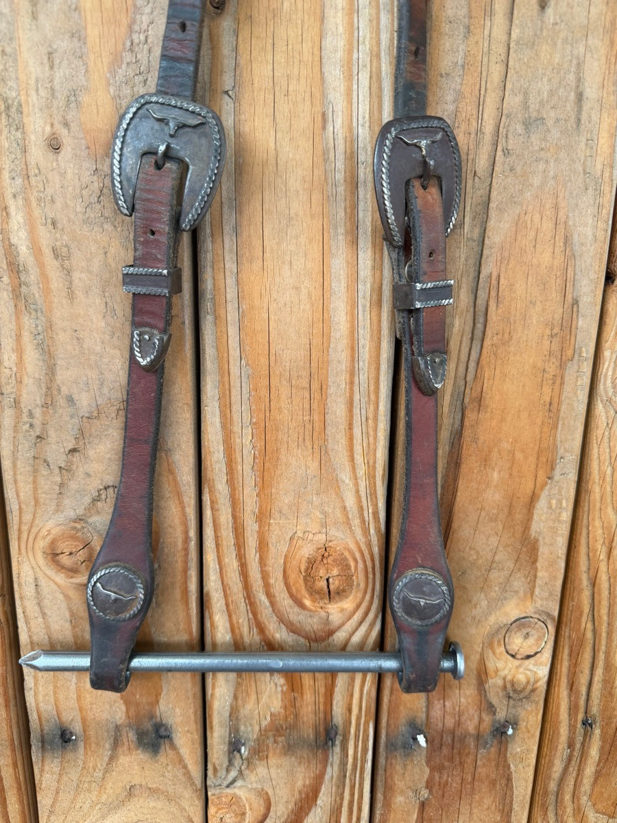 Leather No Ear Headstall with Longhorn Conchos and Buckles     HS1253