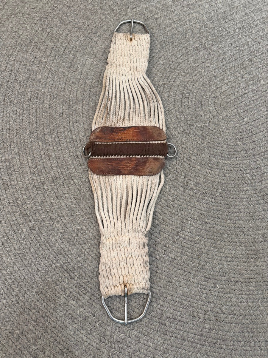 32 inch 27 Strand Roper Cinch with Leather Center      CN1183