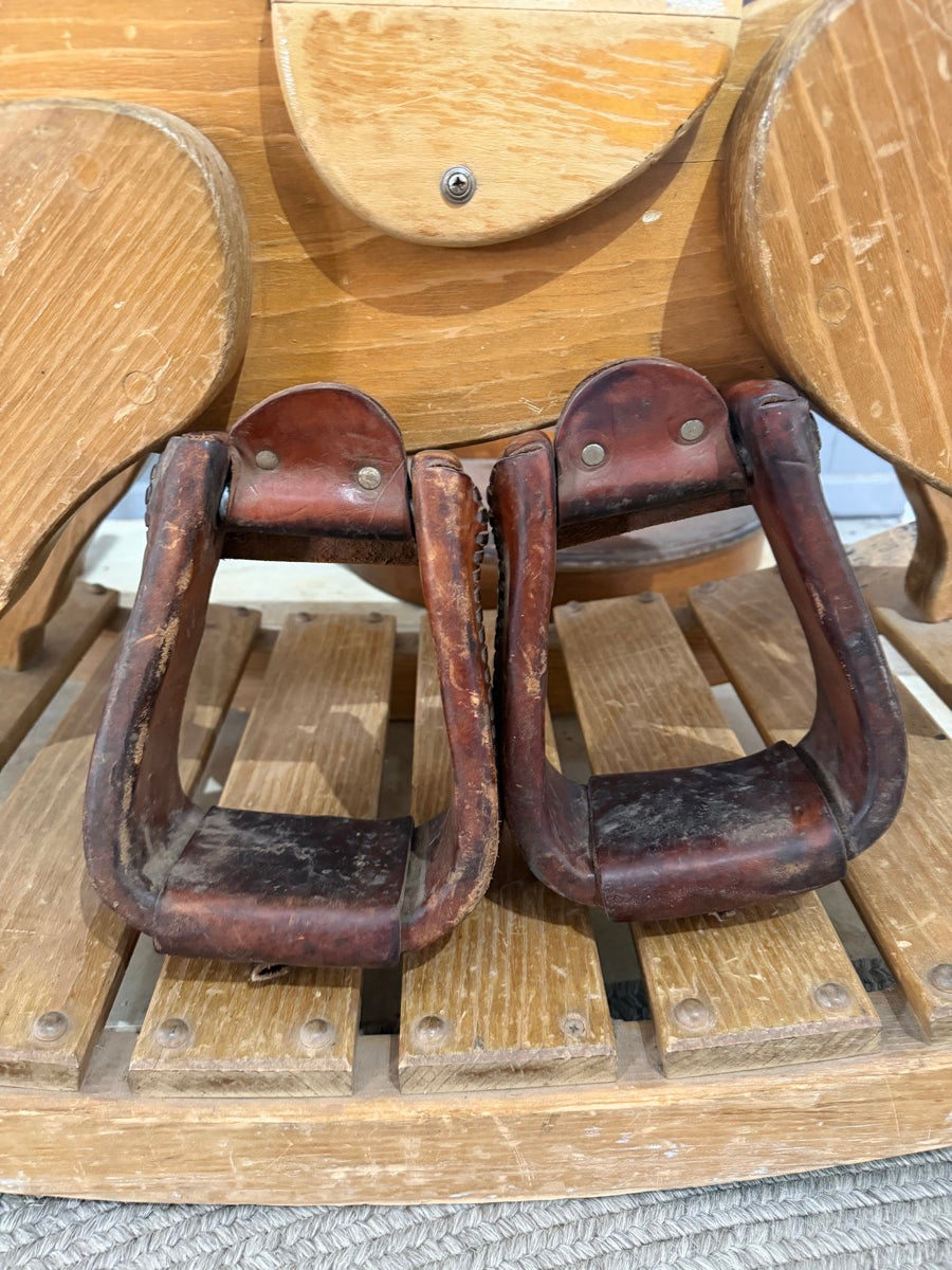 Fallis Custom Saddlery Leather Stirrups      STR1133