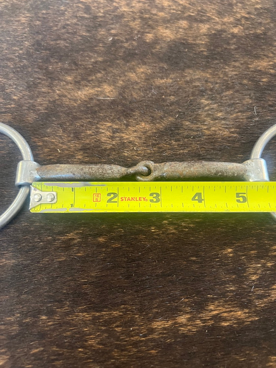O Ring Sweet Iron Snaffle Horse Bit      B1172