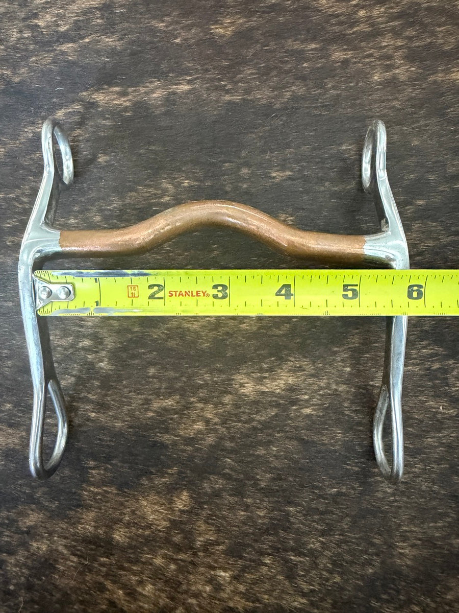mouth measurement of copper-mouth horse bit with 5-inch medium-port mouthpiece
