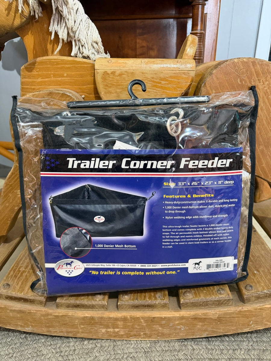 Professionals Choice Trailer Corner Feeder 33 x 26 x 11     FD1111