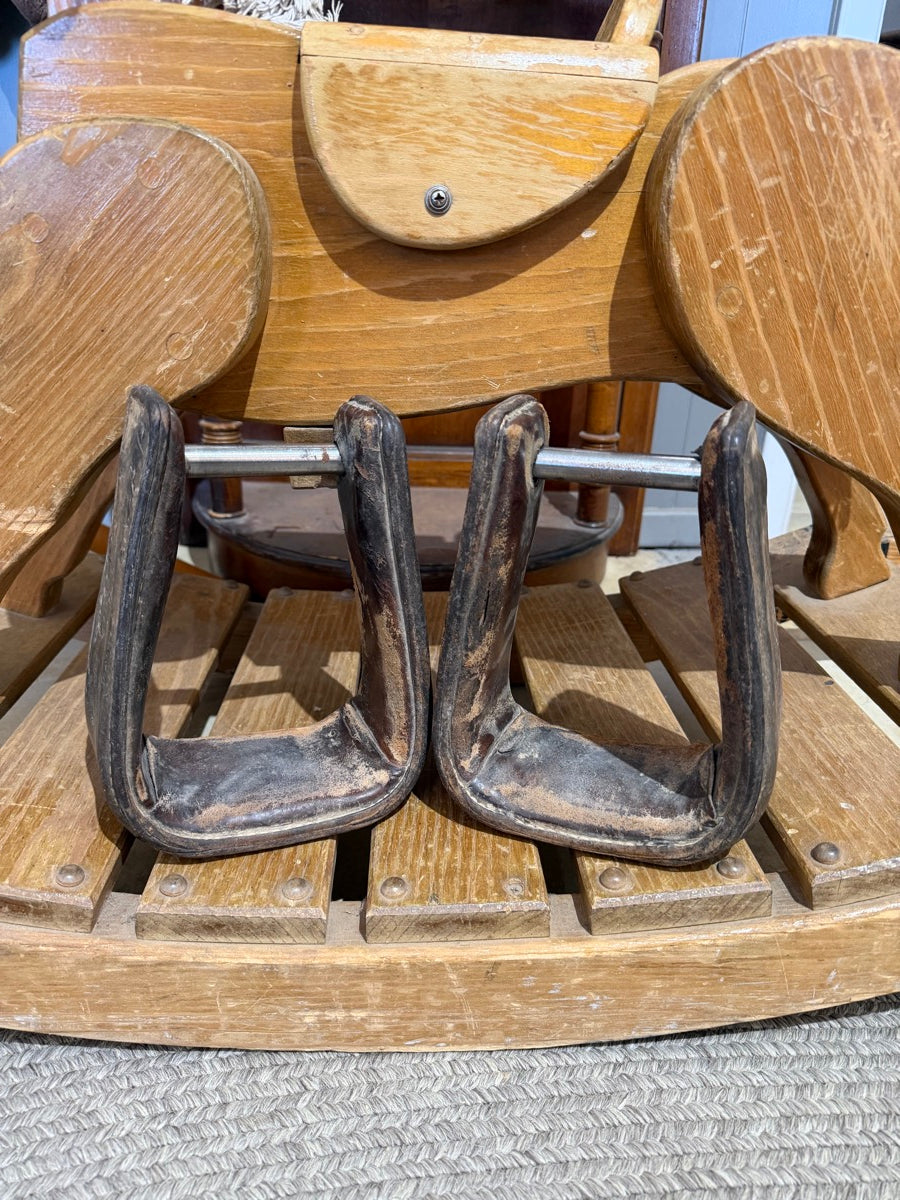 Leather Roper Stirrups     STR1136