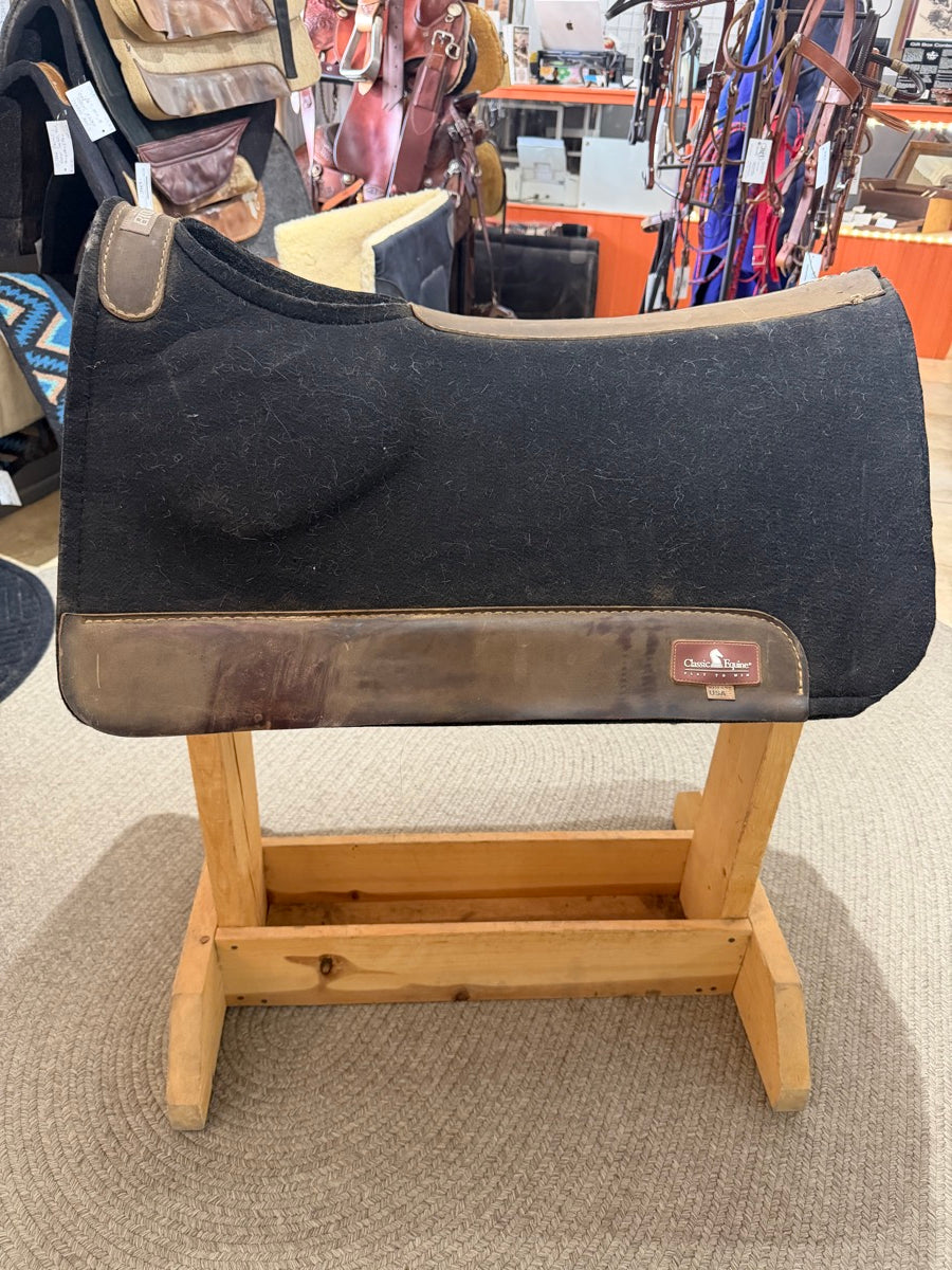 31 x 32 Classic Equine BioFit 7/8 in Correction Saddle Pad     SP1179
