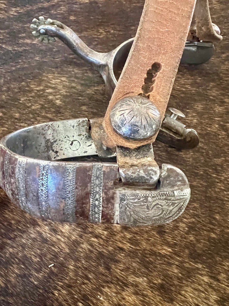 Vintage Single Mounted Spurs      SPR1133