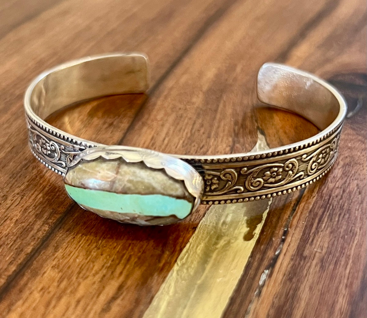 Royston Ribbon Turquoise Sterling Bracelet by Kevin Kietzman     JL11116
