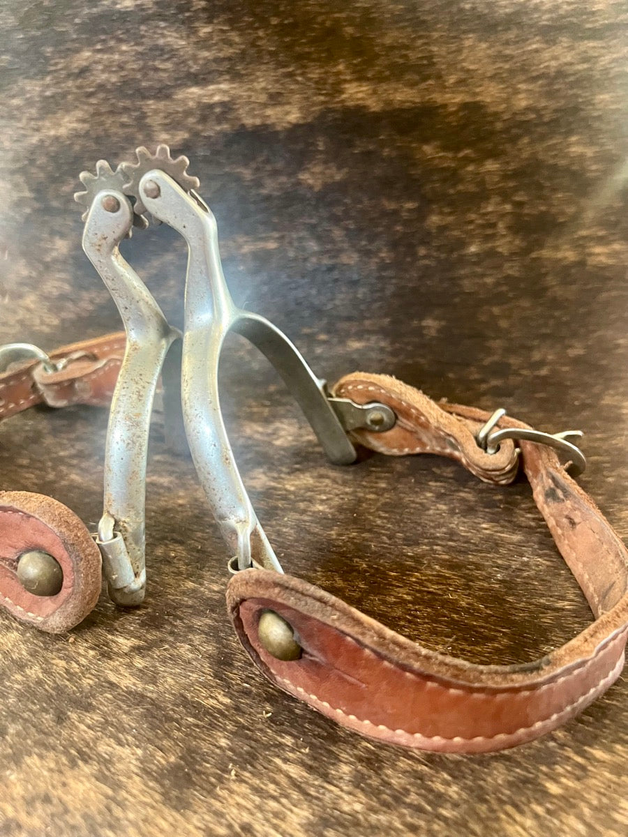 Vintage Metal Western Spurs with Leather Spur Straps    SPR1128