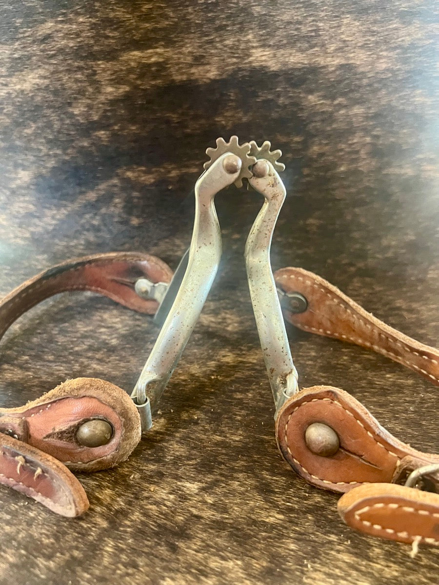 Vintage Metal Western Spurs with Leather Spur Straps    SPR1128