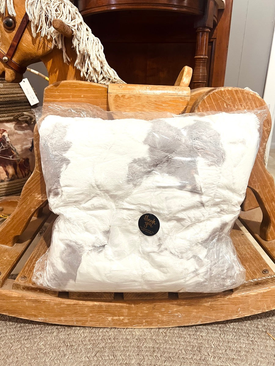 Minky Throw Blanket - Cuddle Calf Tinsel