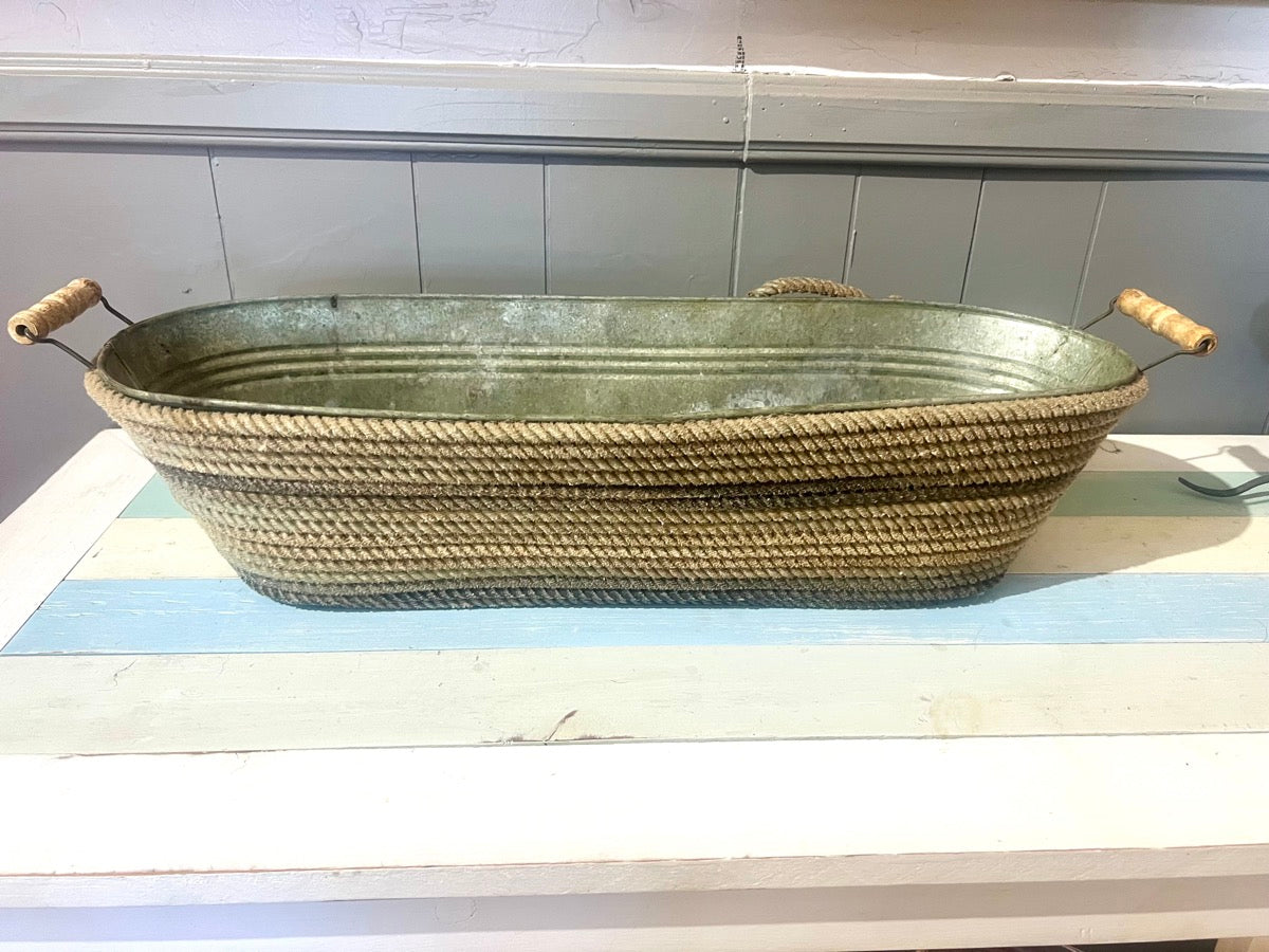 Cowboy Rope Wrapped Metal Bowl with Wood Handles    HD1116