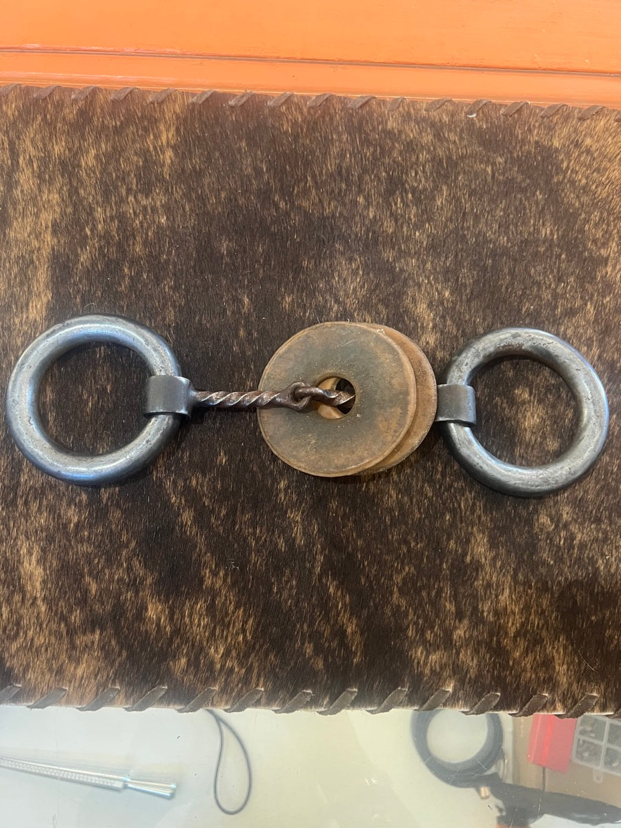 Heavy Ring Twisted Wire Snaffle Bit      B1187