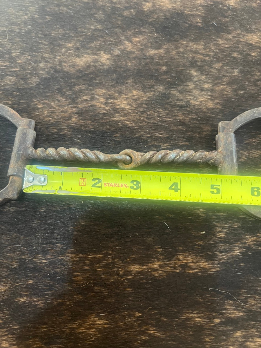 Dee Ring Twisted Sweet Iron Wire Ring Snaffle Bit      B1209