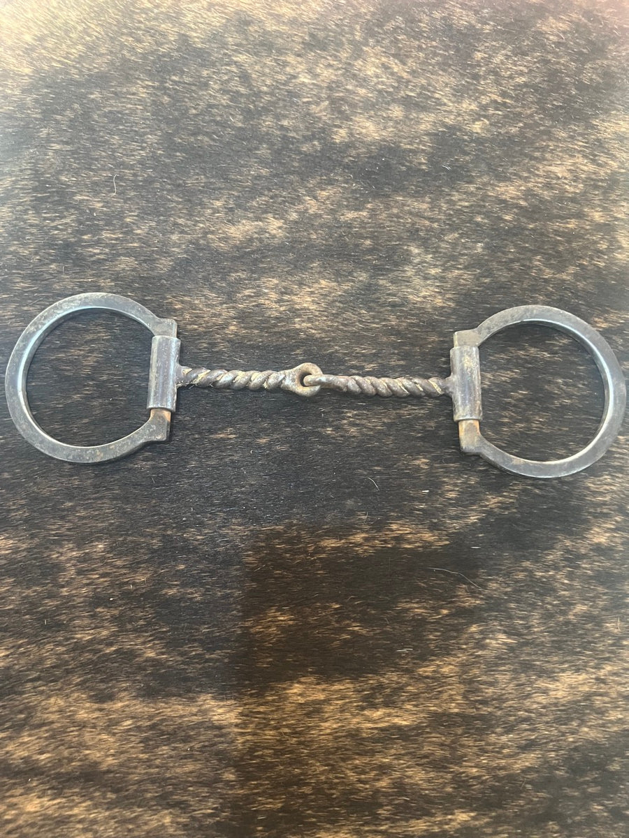 Dee Ring Twisted Sweet Iron Wire Ring Snaffle Bit      B1209
