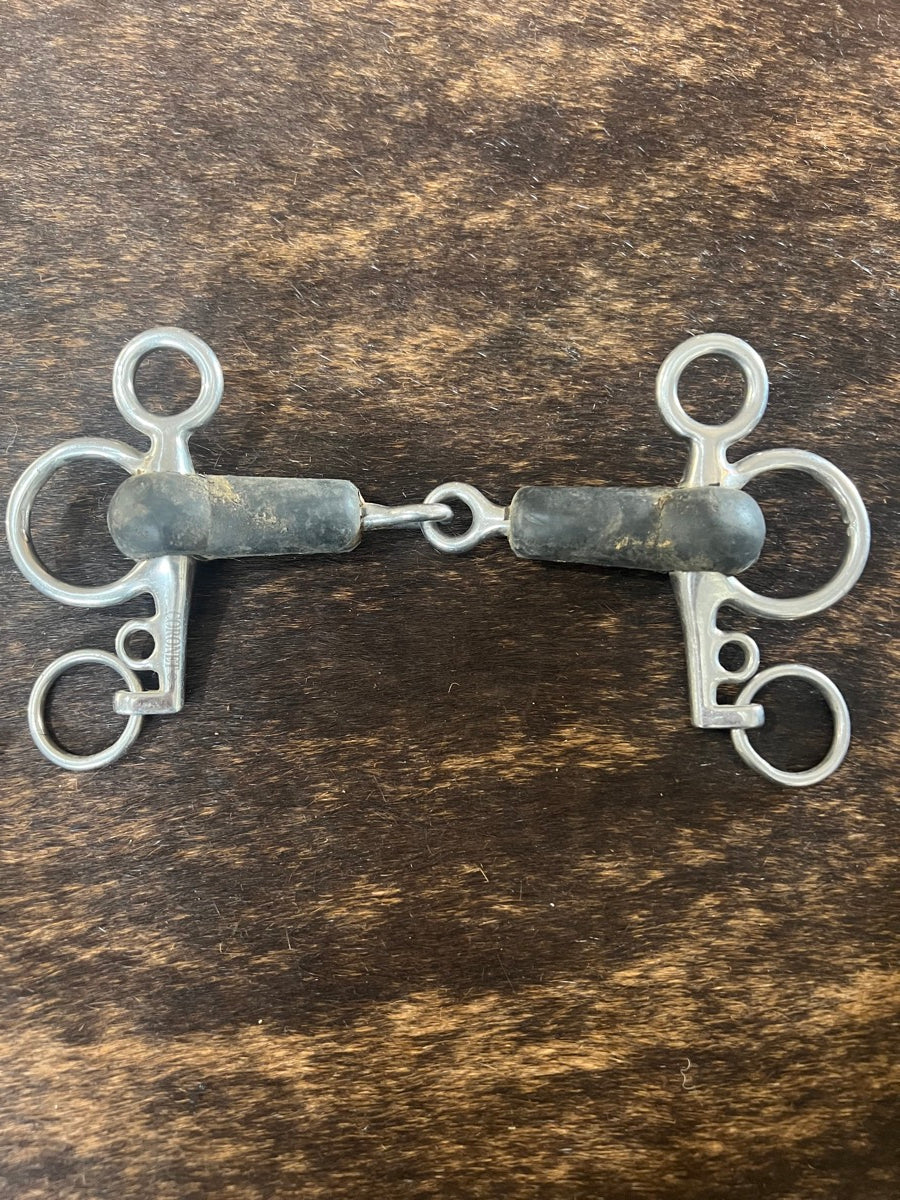 Coronet Jointed Rubber Mouth Pelham Bit      B1220