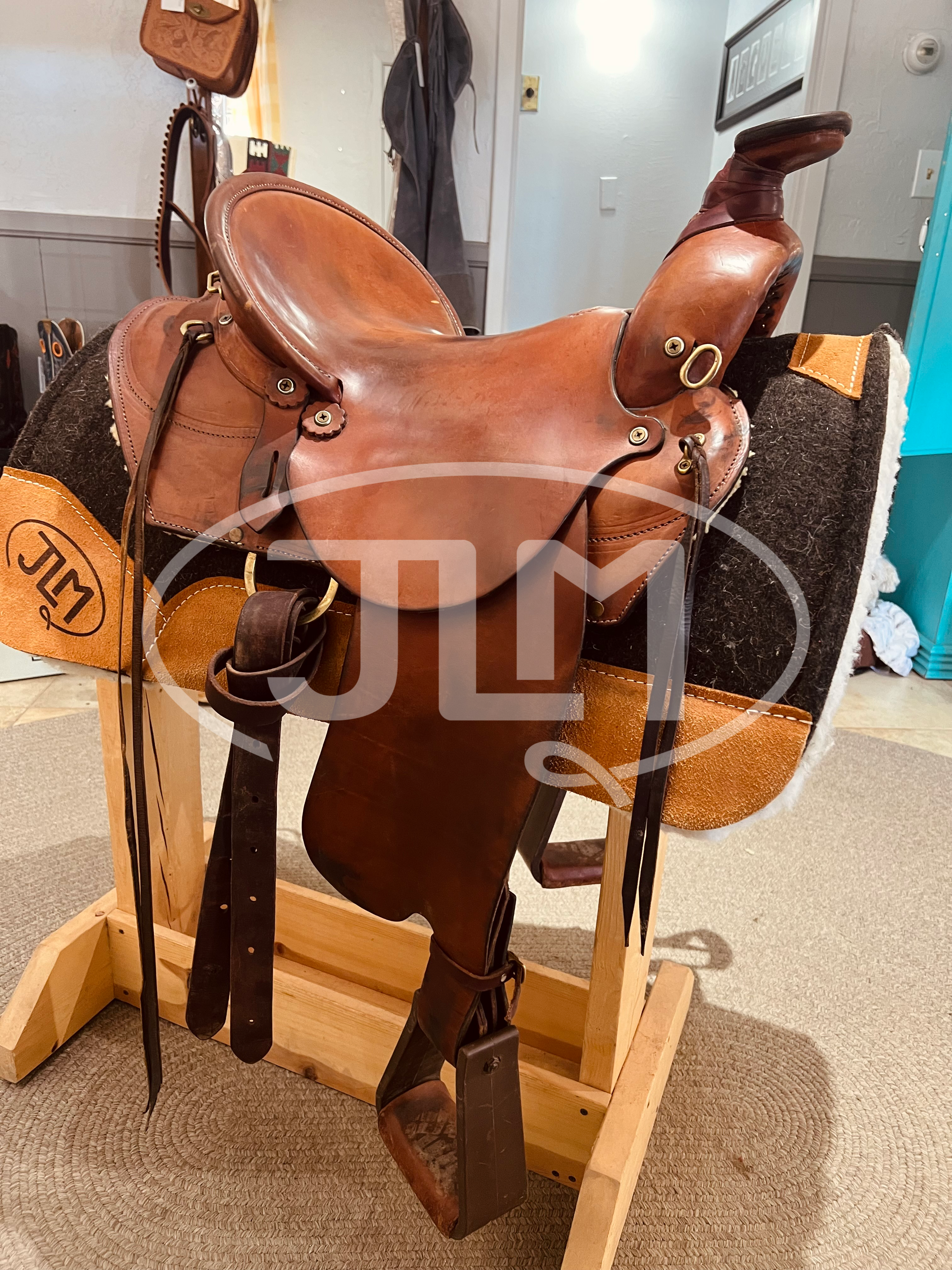 15" Fred Hook Trail Saddle by Montana Pack & Saddlery
